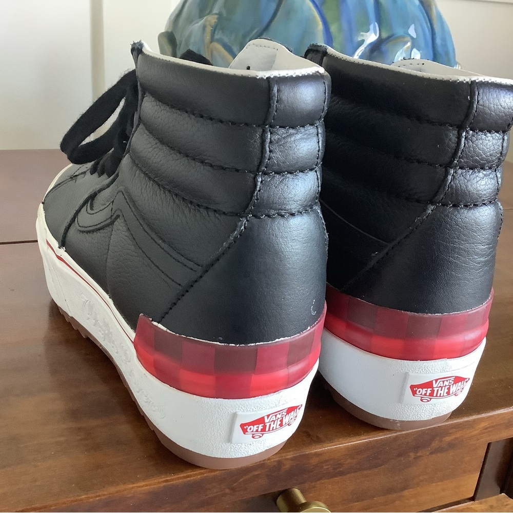 Vans Women’s Black and Red High-Tops